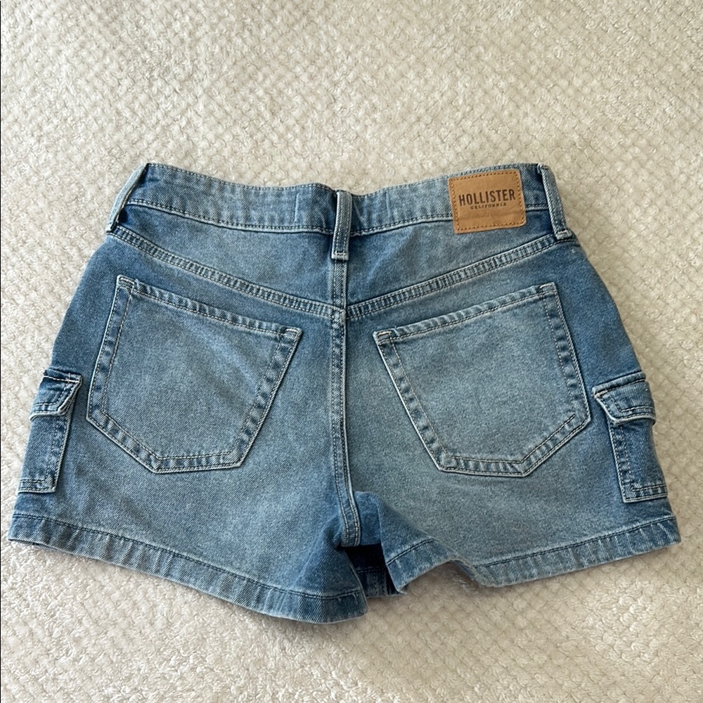 Hollister Blue Cargo Shorts - Picture 7 of 7